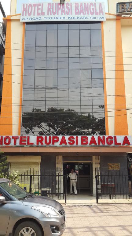 Rupasi Bangla Hotel Kolkata Exterior photo