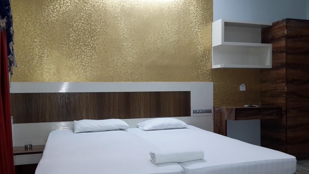 Rupasi Bangla Hotel Kolkata Room photo