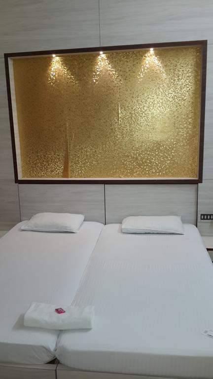 Rupasi Bangla Hotel Kolkata Room photo