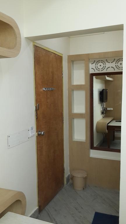 Rupasi Bangla Hotel Kolkata Room photo